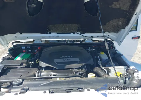 2017 Jeep Wrangler Unlimited Rubicon Recon 4X4 from USA, damaged, VIN 1C4BJWFG9HL695361